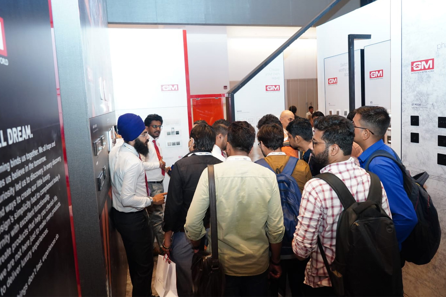 4xu96_gm_at_smart_home_expo_2022-7.jpg